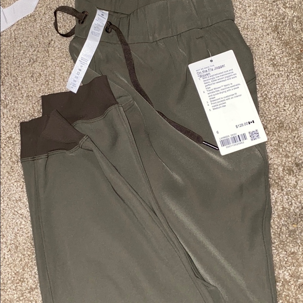 On the fly jogger*woven